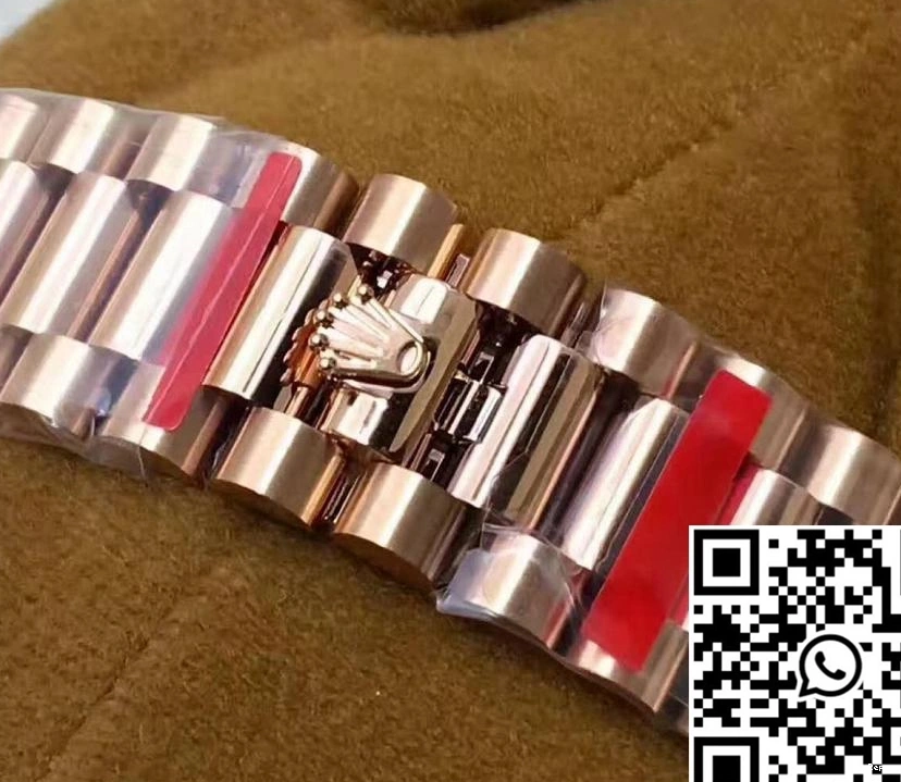 Day-Date Rose Factory Dial Sundust 228235 40 40MM Gold EW Rolex 1216